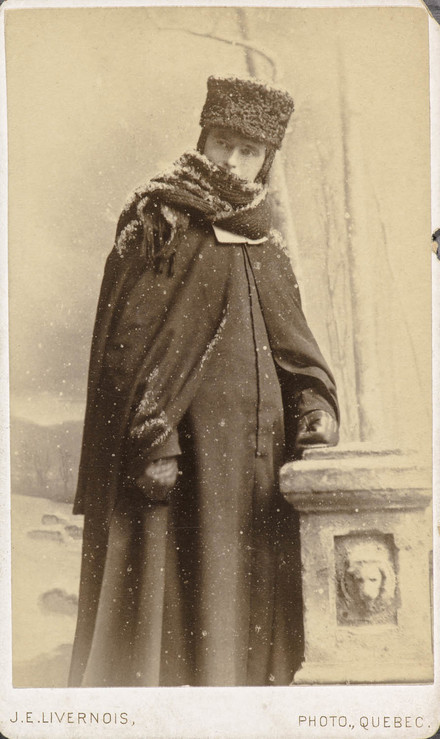 Frère des Écoles chrétiennes, en costume d'hiver, de l'album de collection dit de Napoléon Garneau